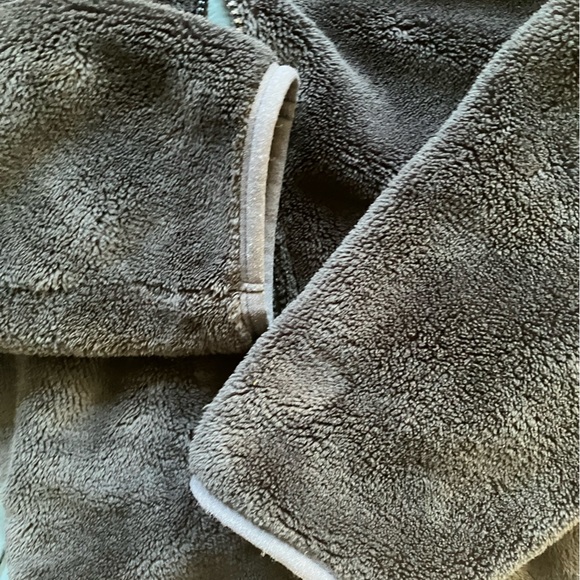 LL Bean fleece. Size medium. - Picture 4 of 5